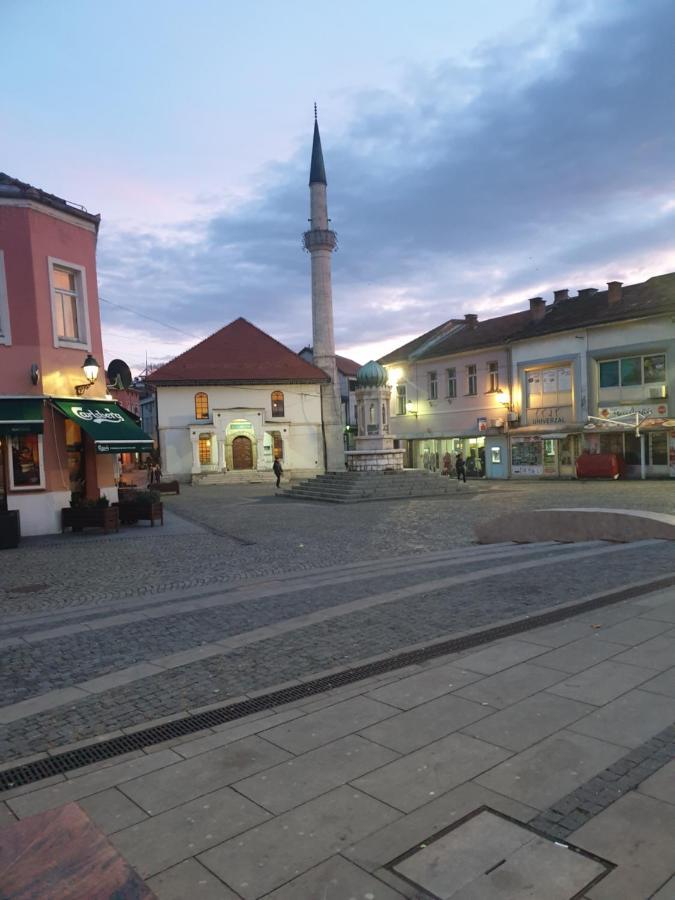 Apartman Viktoria Tuzla Buitenkant foto